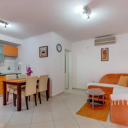Leila Appartement Mali Lošinj
