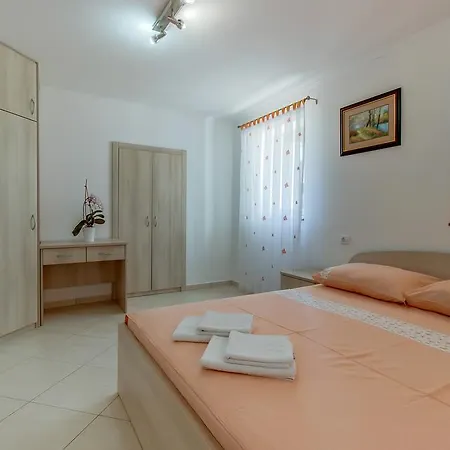 Apartment Leila Mali Lošinj